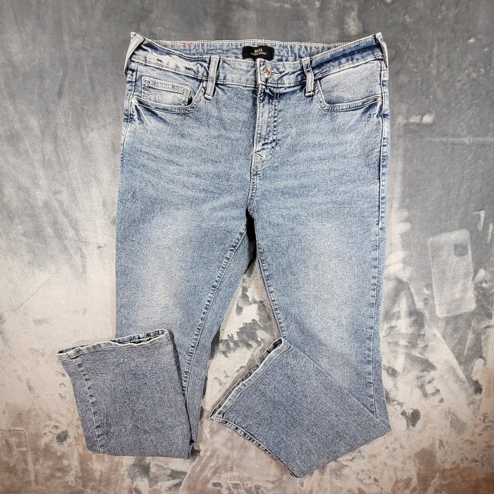 True Religion Becca Mid Rise Bootcut Jeans‎ Light Wash Blue Size 31